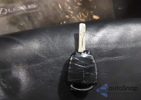 2004 Lexus Es 330 from USA, damaged, VIN JTHBA30G745012853